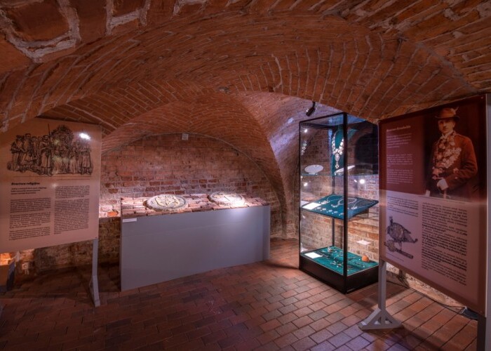 15363__WWF6340__GFo_b