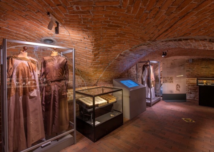 15369__WWF6346__wbd_b