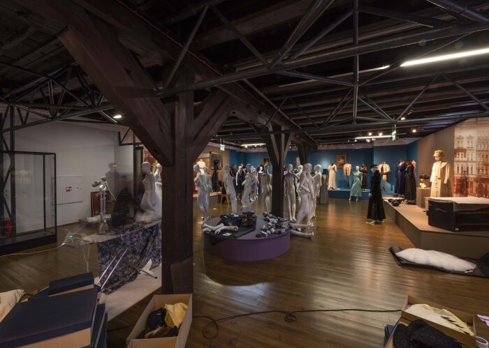 17674__WWF2407_Ka-_b