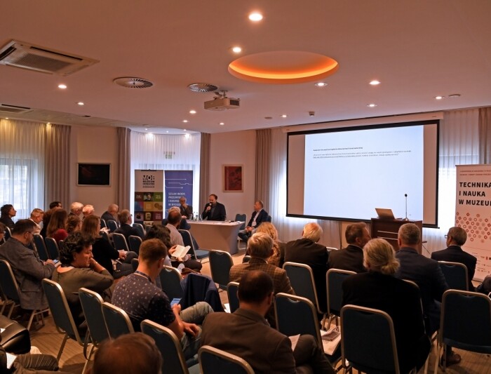 4c8541fb237551eb0122074772e87a11_resized_800_800_auto_100