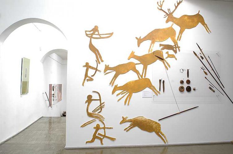 Rekonstrukcja sceny polowania na potrzeby wystawy Dawno, dawno temu