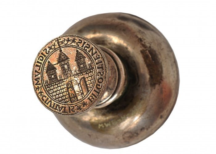 17054_MOB_H_272_MJU_b