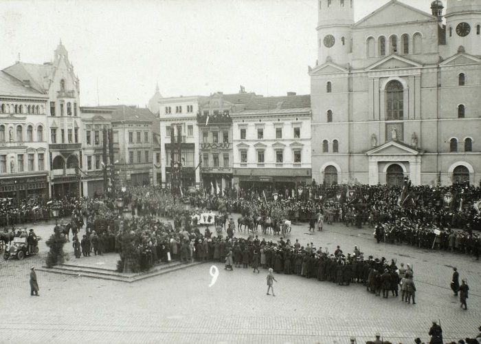 17071_MOB_HF_577_Z_113_V_w_b