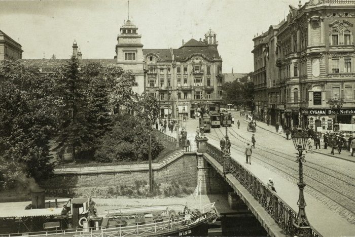 17073_MOB_HF_3702_M_1216_a5Y_b